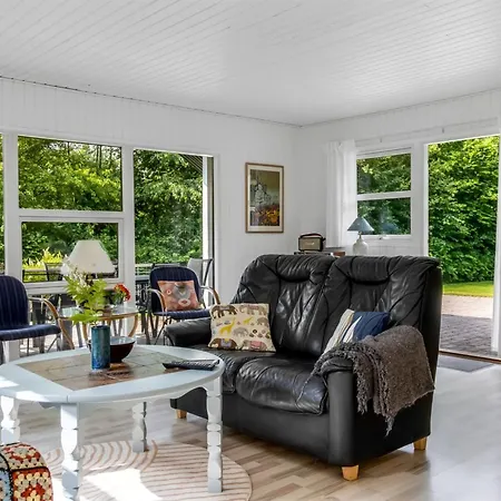 Matias - 30km From The Sea By Interhome