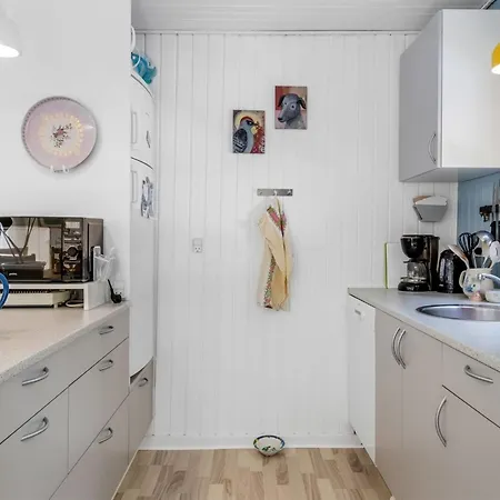 Matias - 30km From The Sea By Interhome
